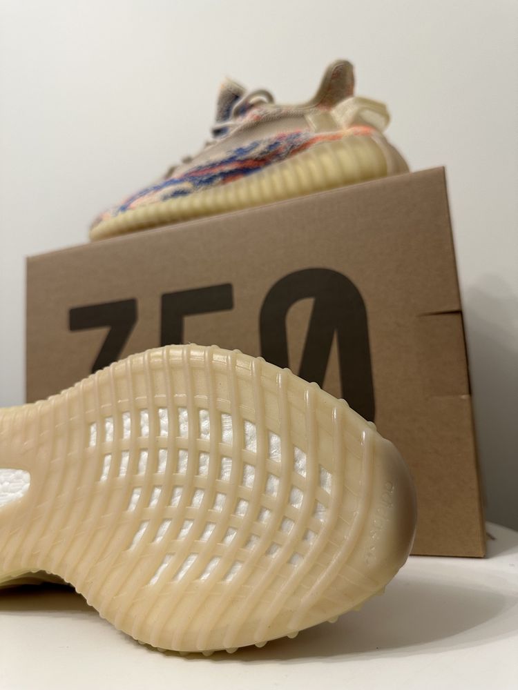 Yeezy Boost 350 V2 - MX Oat