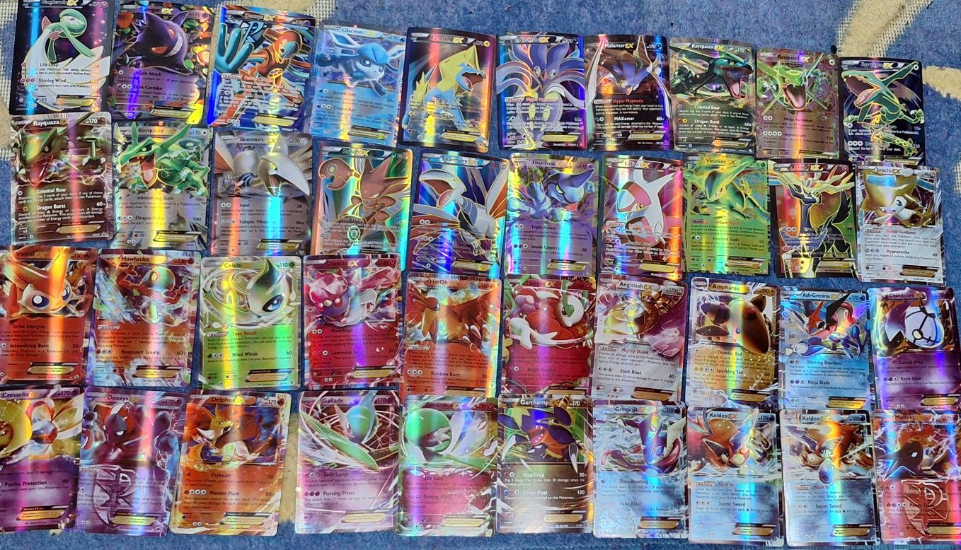 Album Cartonase pokemon GX - V