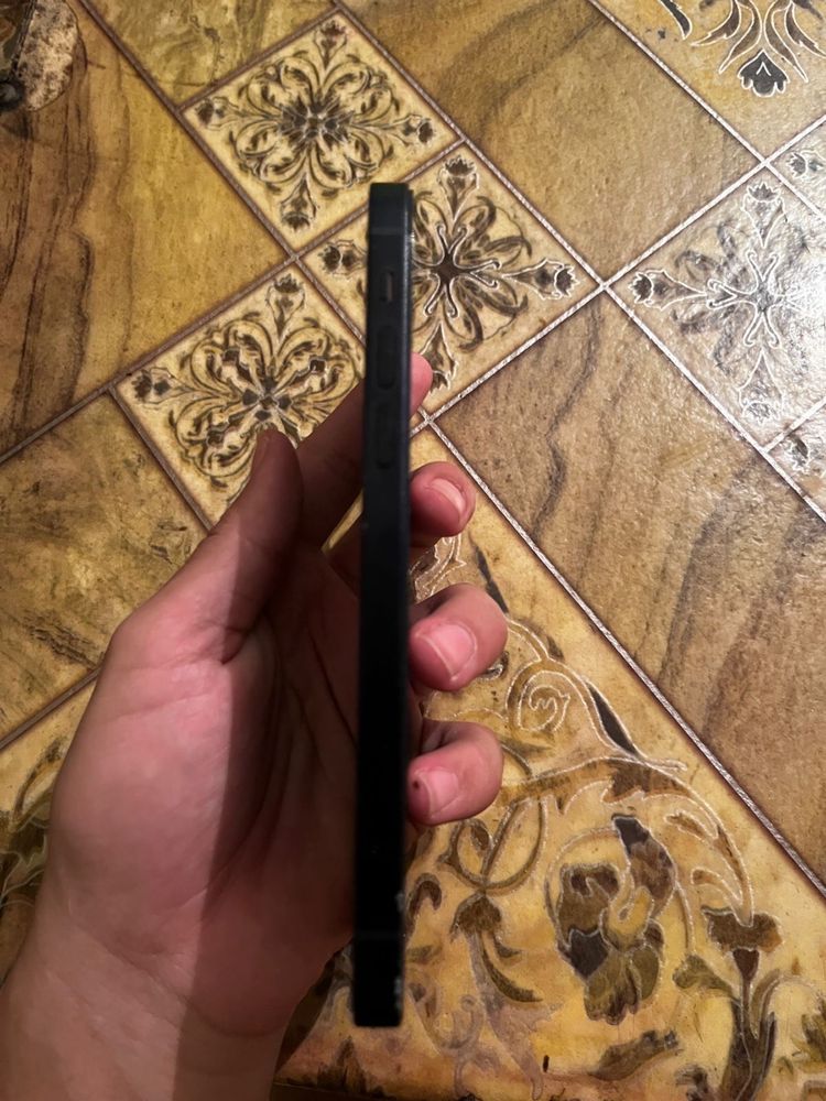 Iphone 12 сатылады