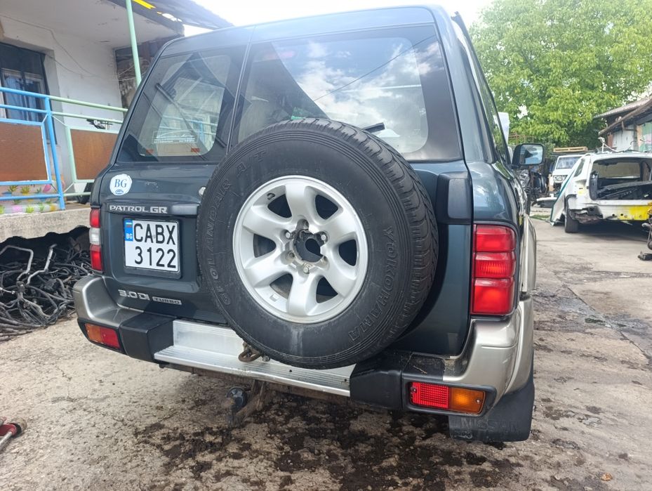 Продавам Нисан Патрол Y61 3.0D На части