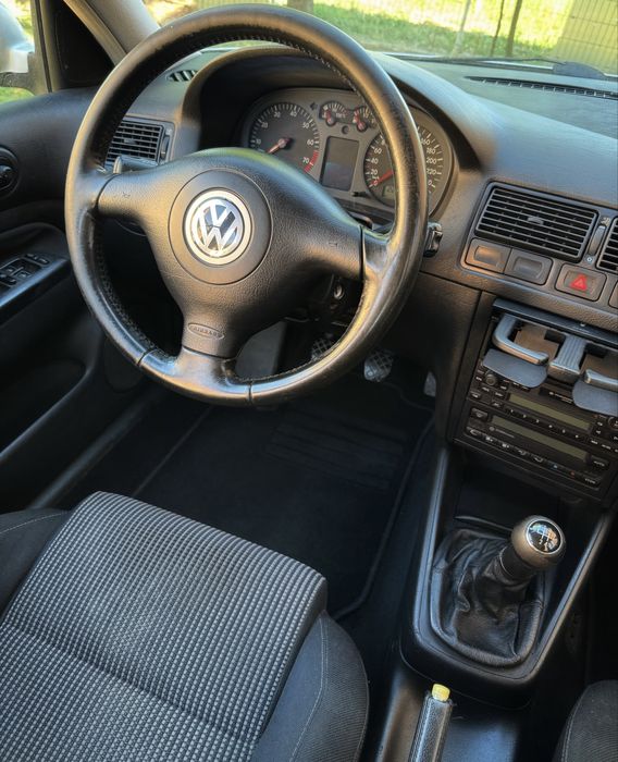 Volkswagen golf 4 1.6 Benzină 105 Cp