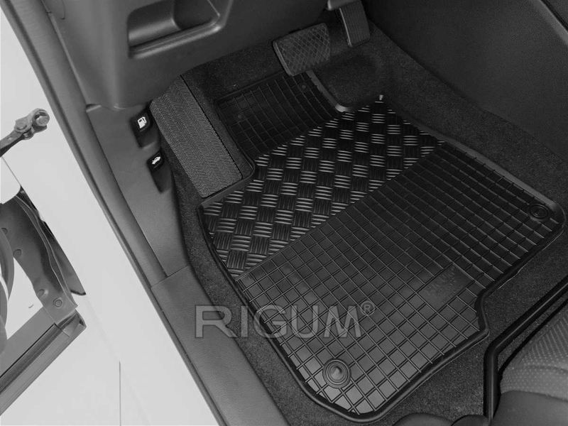 Гумени стелки и багажник HONDA CR-V V (5) от 2018 г.