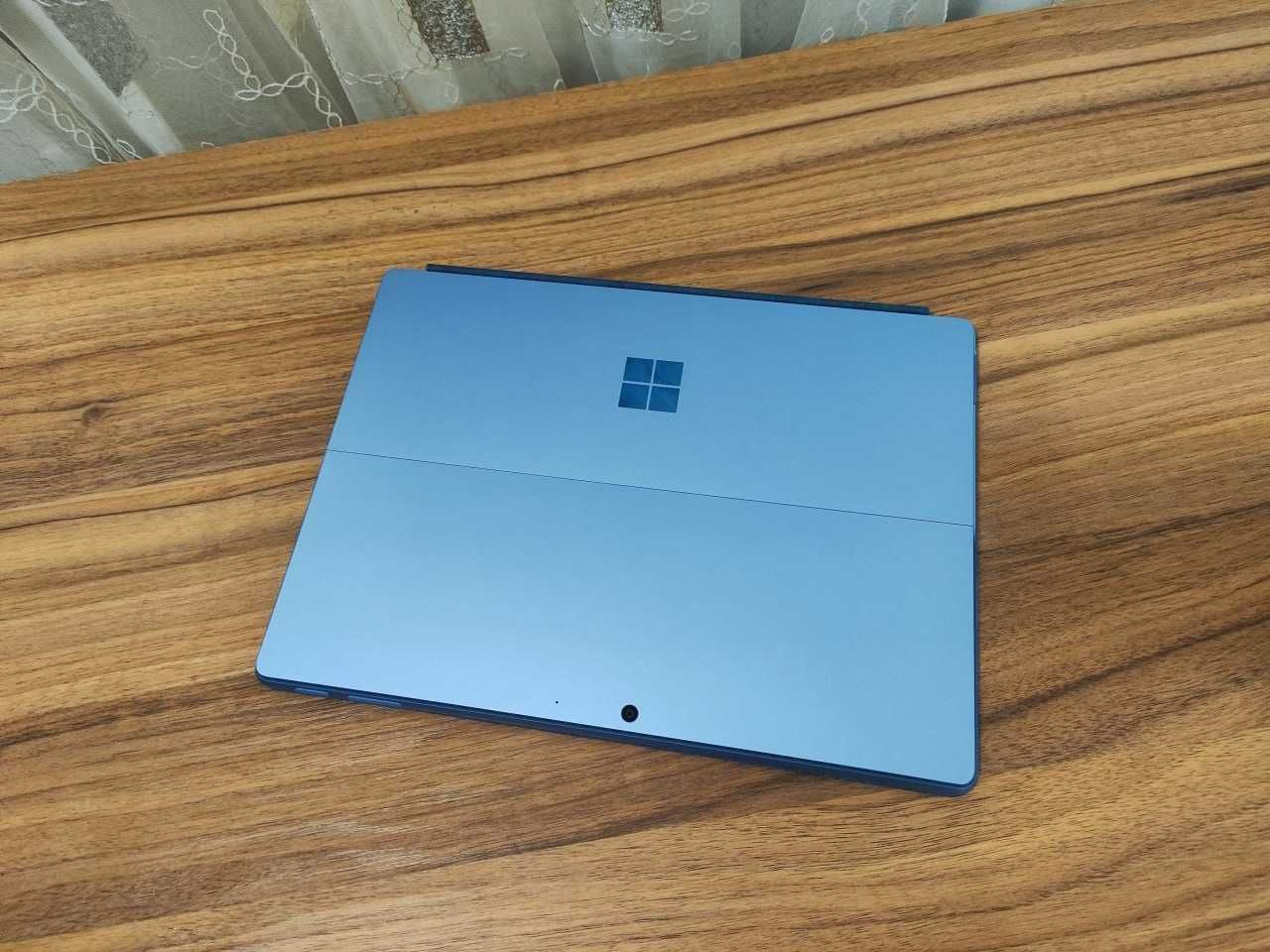 Microsoft Surface Pro 11