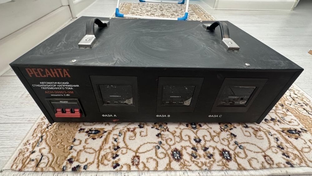 Стабилизатор напряжения