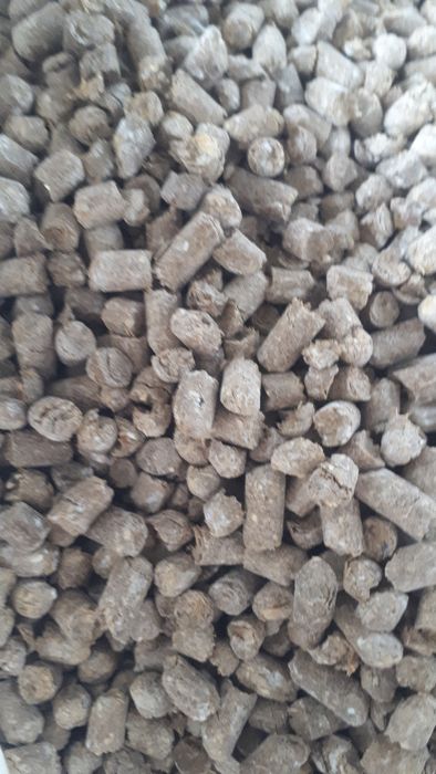 Vindem srot floarea soarelui, orz peleti granule, calciu furajer.