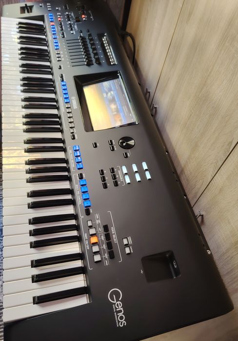 Yamaha Genos 76 клавиша