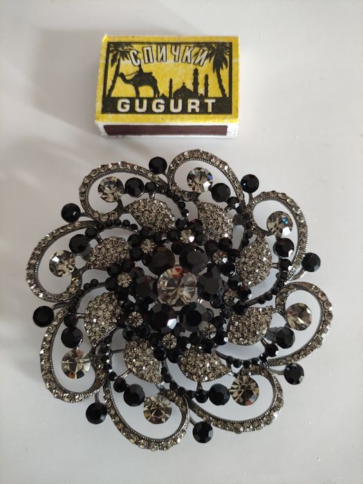 Брошь большая оригинальная