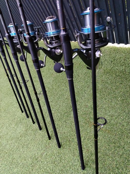 SET 4 Lansete Crap FL VIPER 3.90m 3.5 LBS 2 tronsoane Super Slim + 4 M