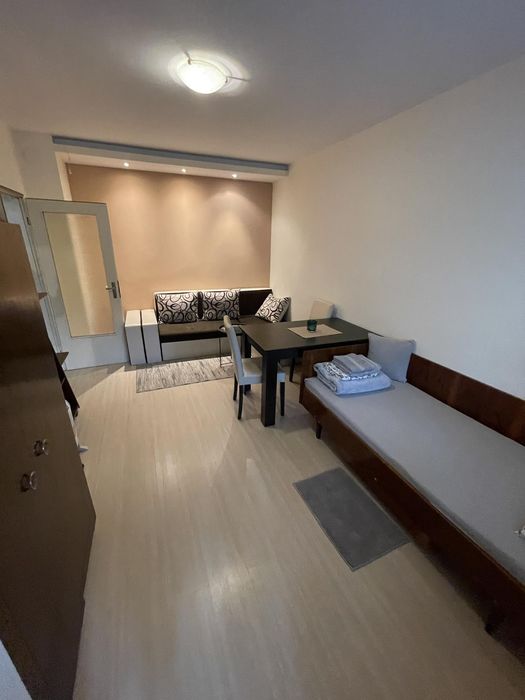 Дава се под наем Двустаен апартамент в Бургас, Възраждане - 52 кв.м за 510 € - Снимка #4