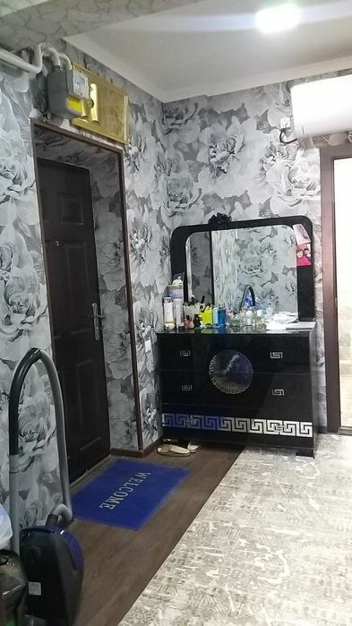 2 xona 1etaj eski shaxar o'zbegim tuyxonasini orqasidagi 3etajni domla