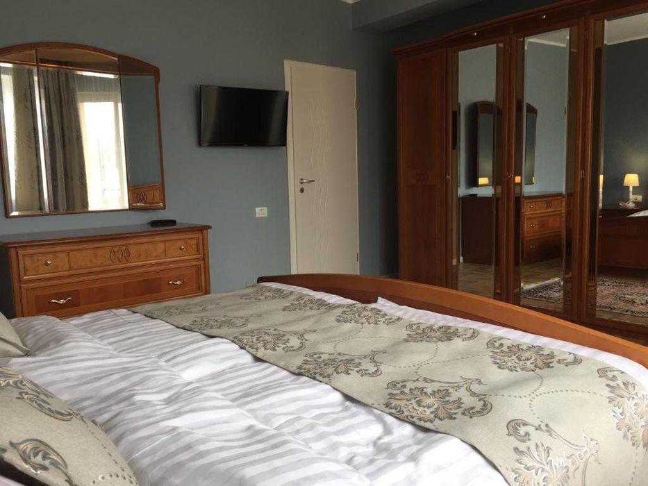 Apartament de închiriat 140mp