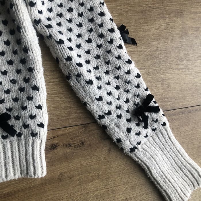 Zara пуловер с панделки