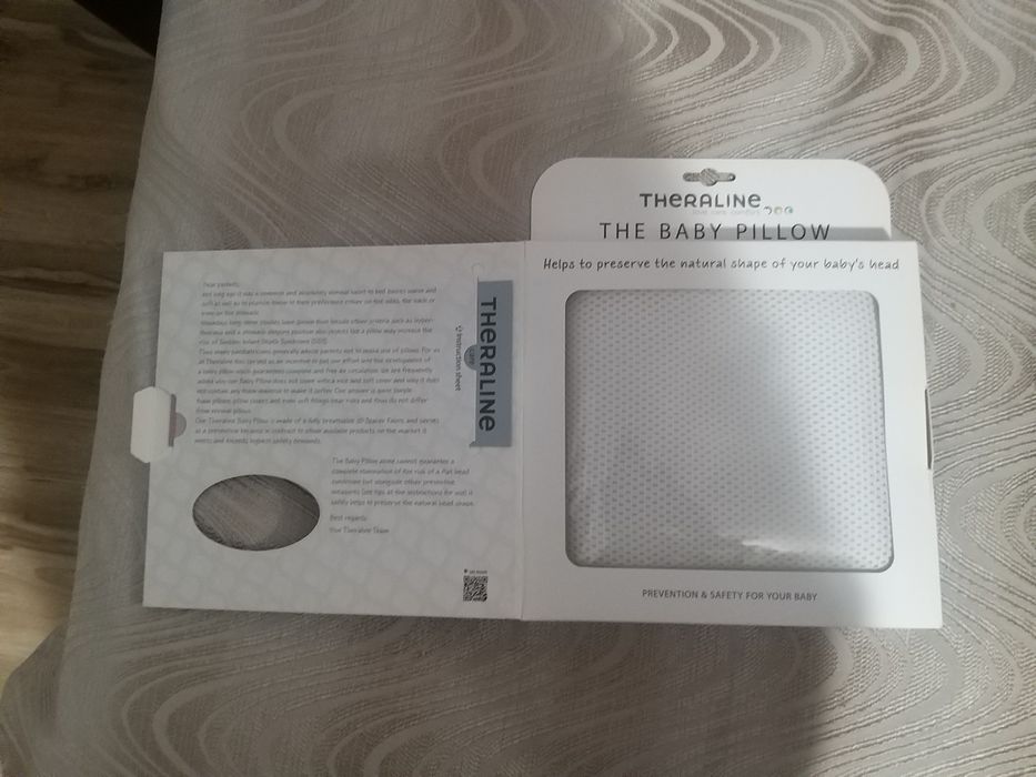 Продавам бебешка възглавница Theraline