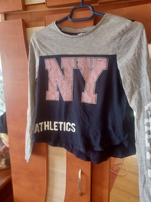 Bluzita fete Nyathletics