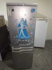Холодильник Самсунг серый рабочая Доставка есть