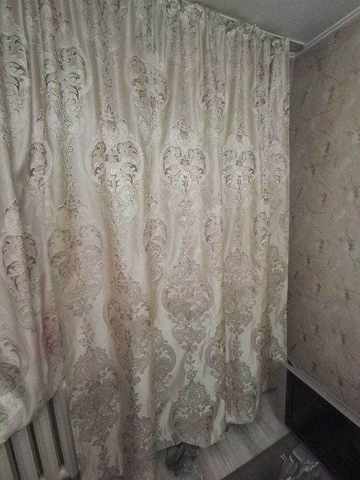 Шторы б/у бежевый с тюль