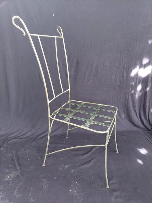 Столове от ковано желязо.