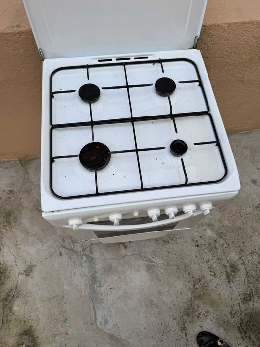 Aragaz in stare buna negociabil