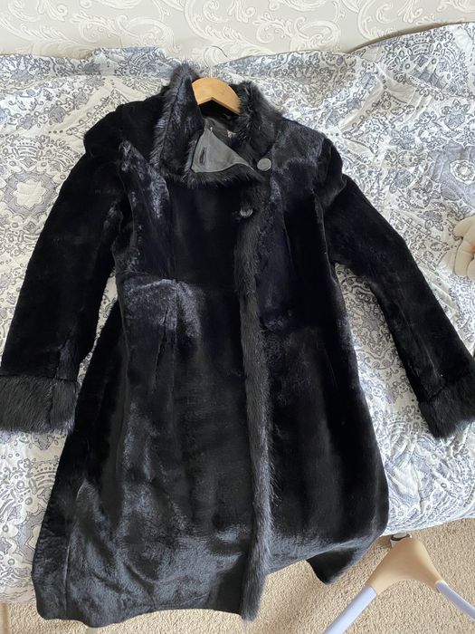 шуба натуральная кенгуру в идеальном состоянии