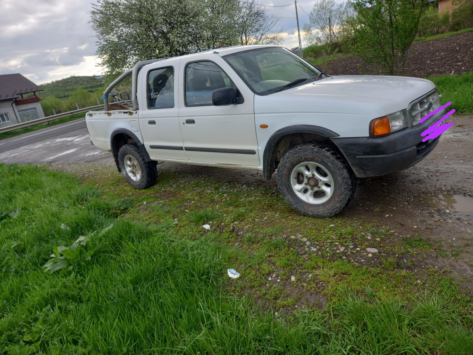 Ford ranger 2,5 piese