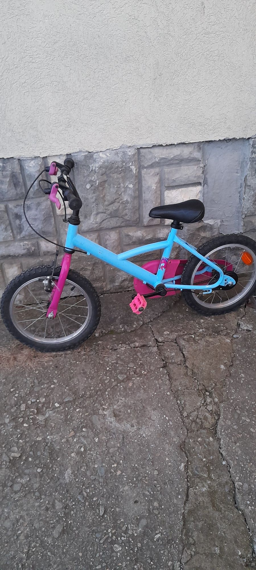 Bicicleta decathlon roti 16"fete ptr vârstă 4-6 ani