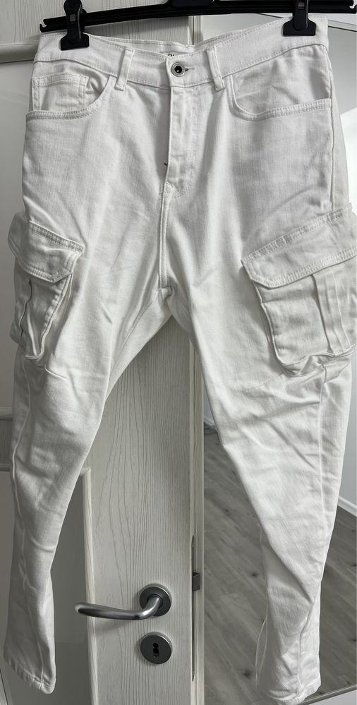 Pantaloni Zara albi