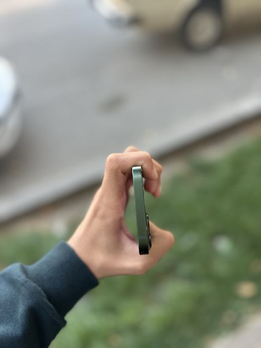 Iphone 13 green ideal