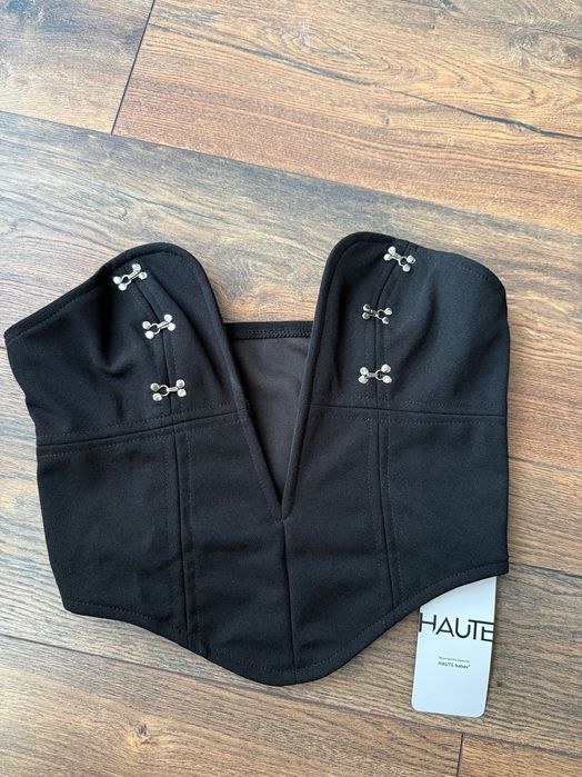 Черен корсет с орнаменти