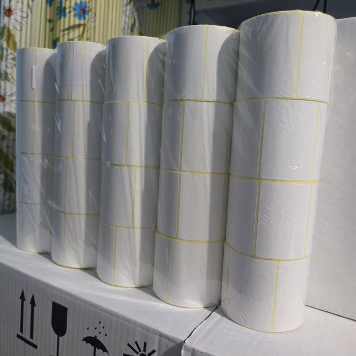 Самоклеющаяся этикет лента