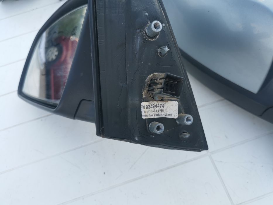 Ляво Странично Ел. Огледало за Опел Мерива А 98- 2004