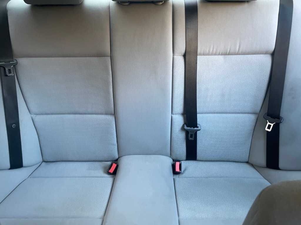 BMW E90 318i 129к.с. (Седан)