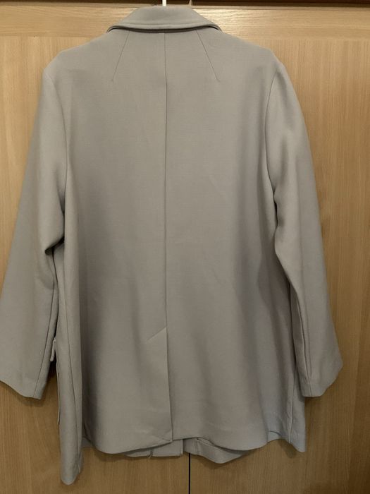 Сиво палто от H&M