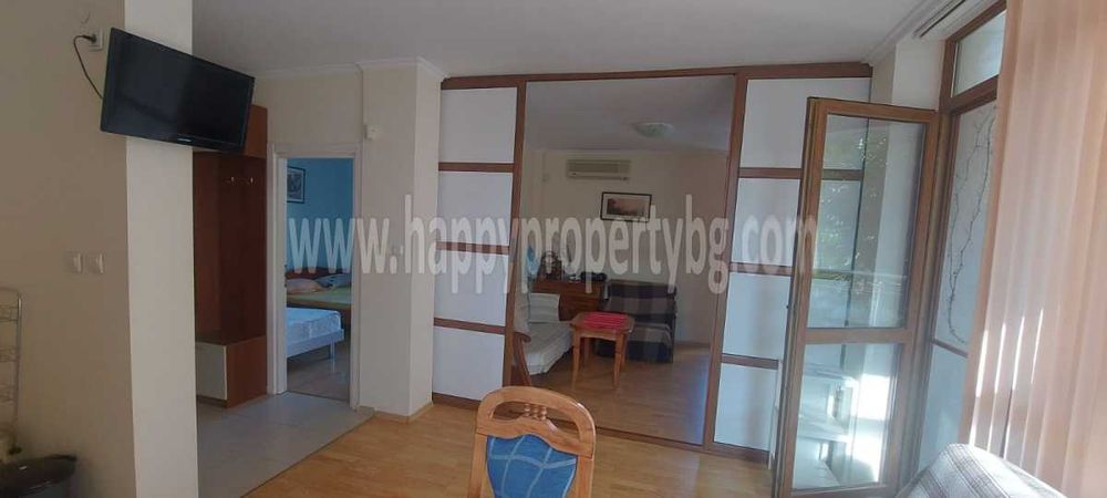 Продава се Тристаен апартамент в к.к. Слънчев бряг - 70 кв.м за 1072 €/кв.м - Снимка #2