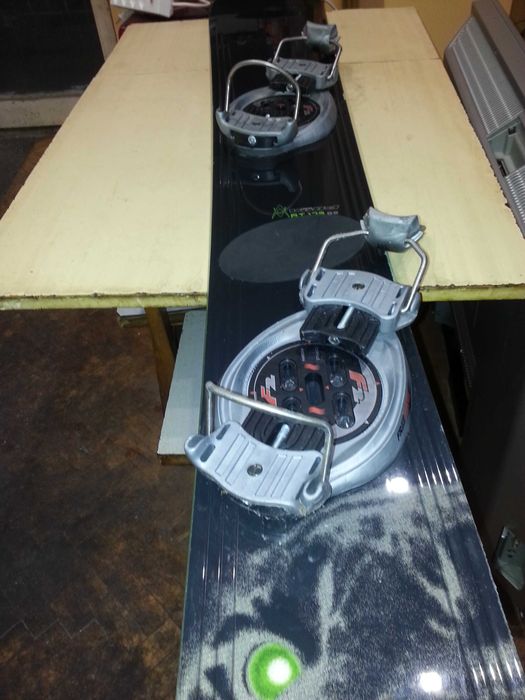 Сноуборд  еднопосочен  внос Швейцария .