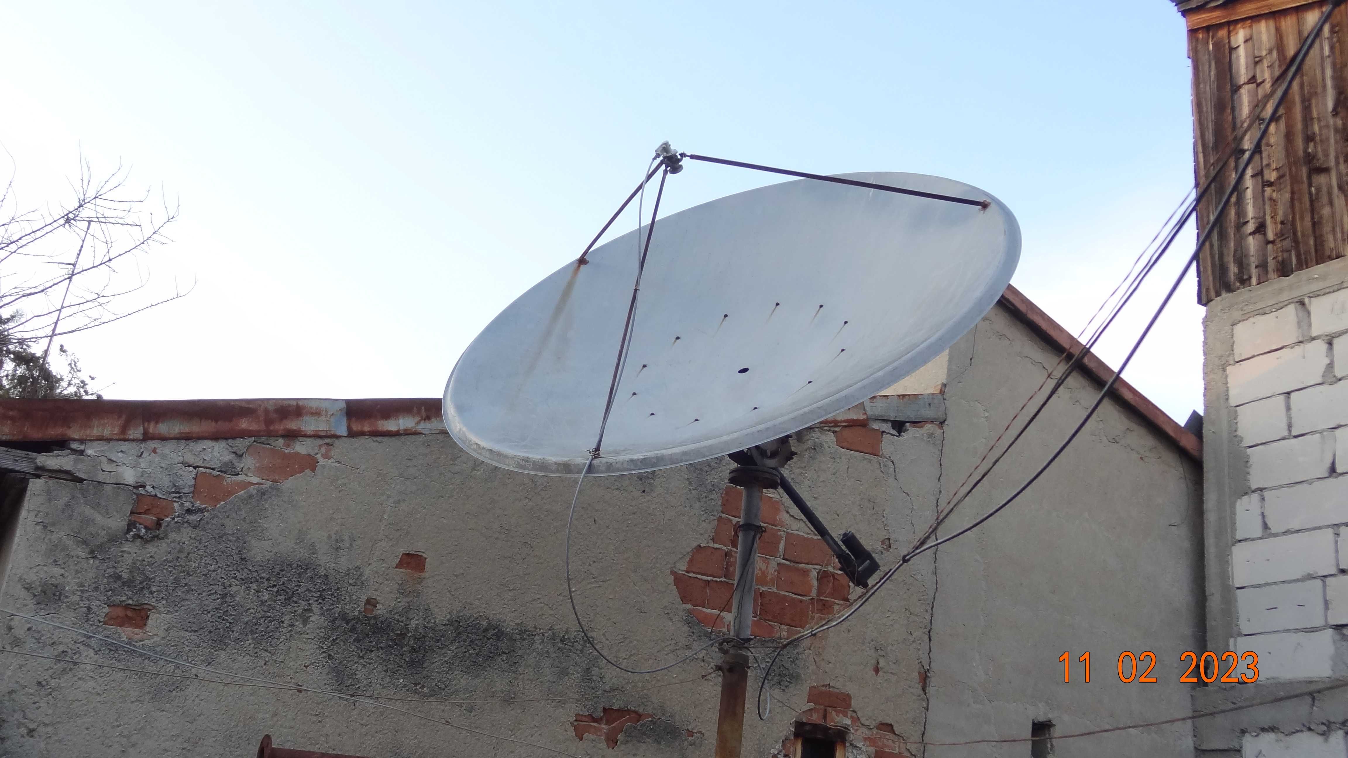 Kit receptie satelit cu antena mobila in serviciu setat 51E - 30W