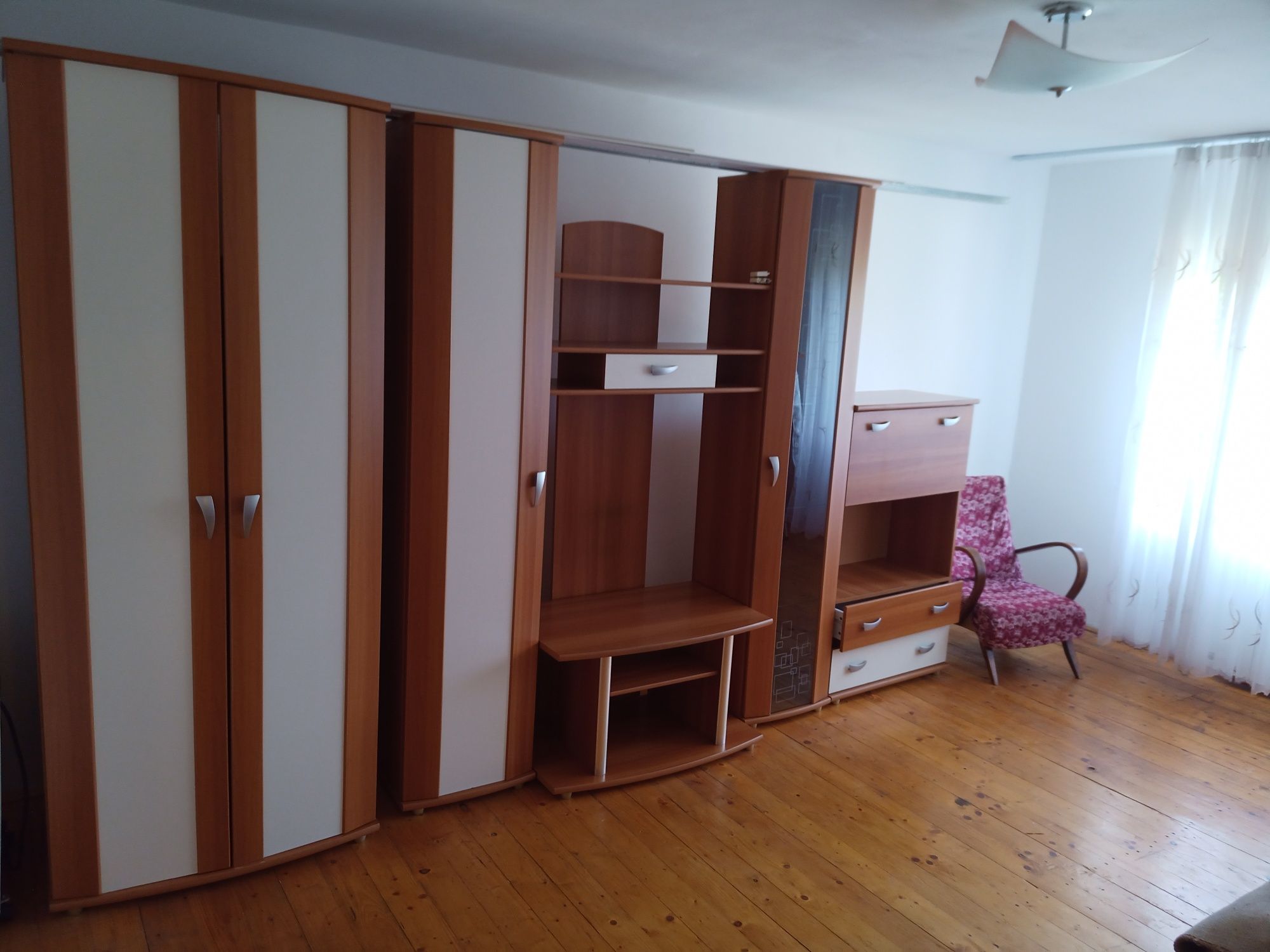 Vand apartament decomandat, 2 camere, Mogador