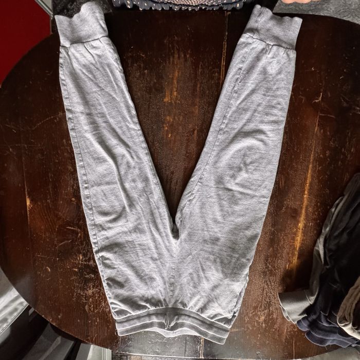 Много запазени долнища h&m 134 размер