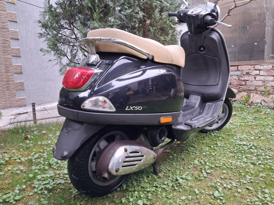 Piaggio Vespa LX 50