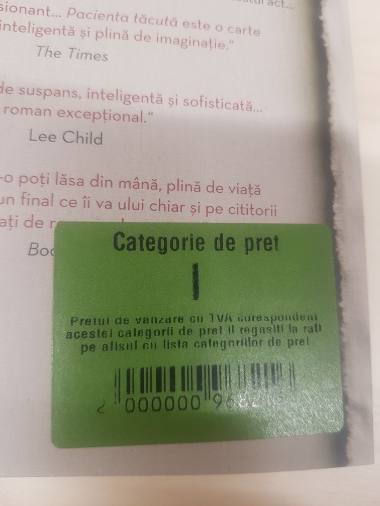 Carte Pacienta tăcută