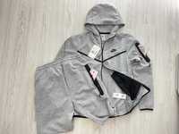 Nike TECH Fleece Grey / Set Complet / Trening Fete Baieti 2024