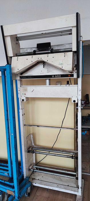 Masini de cusut industriale