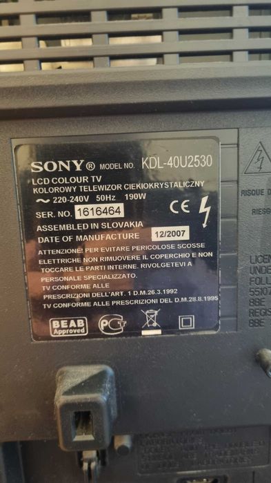 sony bravia   - 40u2530