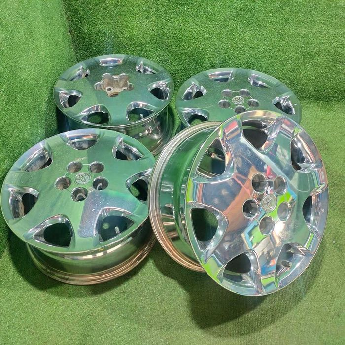 Продам Диски хромированные оригинал Toyota R17 7,5 JJ 5/114,3 ET 45