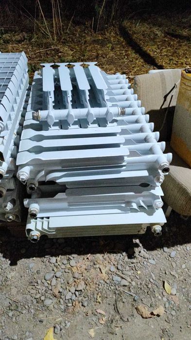 Батареи, радиаторы отопления б/у