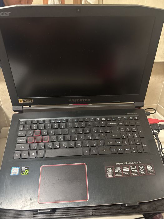 Продам ноутбук  PREDATOR 1050TI ssd 1tb