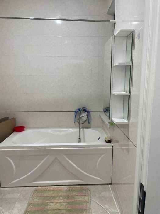 Продается 3-х комнатная квартира на земле с въездом для машины