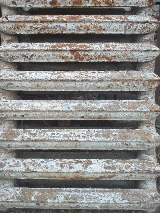 Продам батареи чугунные