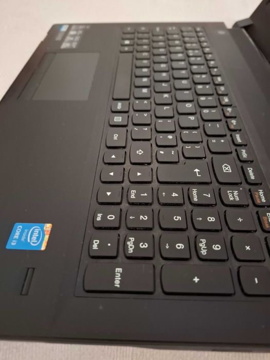 VAND Laptop LENOVO B 50-70 in perfecta stare de functionare