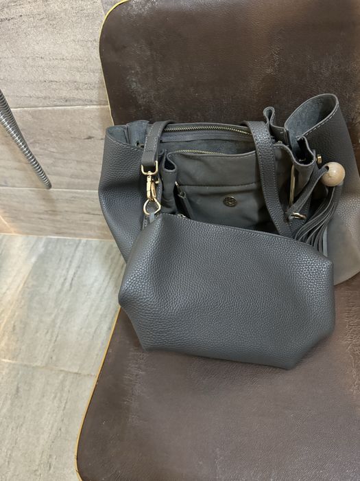 Сумка кожанный, серый  цвет
