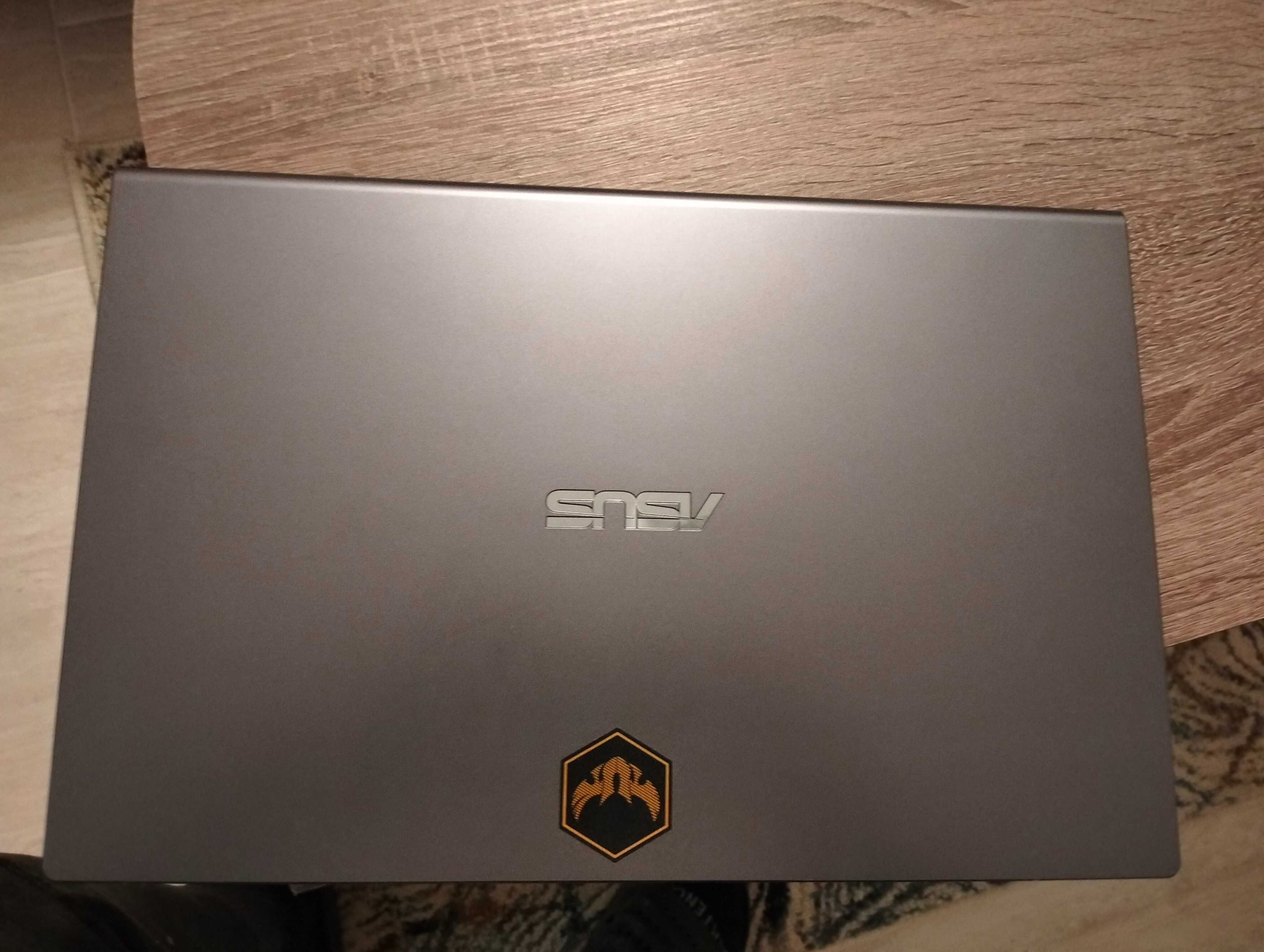 Laptop Asus Ryzen 3